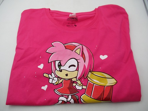 【中古グッズ】 ソニック・ザ・ヘッジホッグ エミー・ローズ Tシャツ XLサイズ