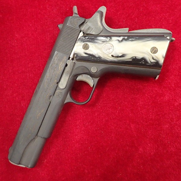 MGC 第二次世界大戦 WWII エングレーブ M1911A1 コルトガバメント 真鍮ベースブラックパール調グリップ モデルガン