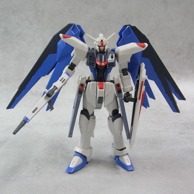 完成品 HG 1/144 フリーダムガンダム