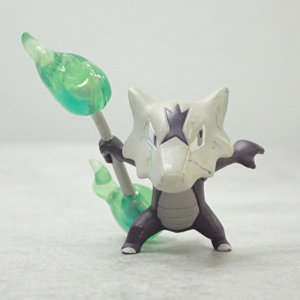 【ポケモン】モンコレ│ガラガラ アローラのすがた