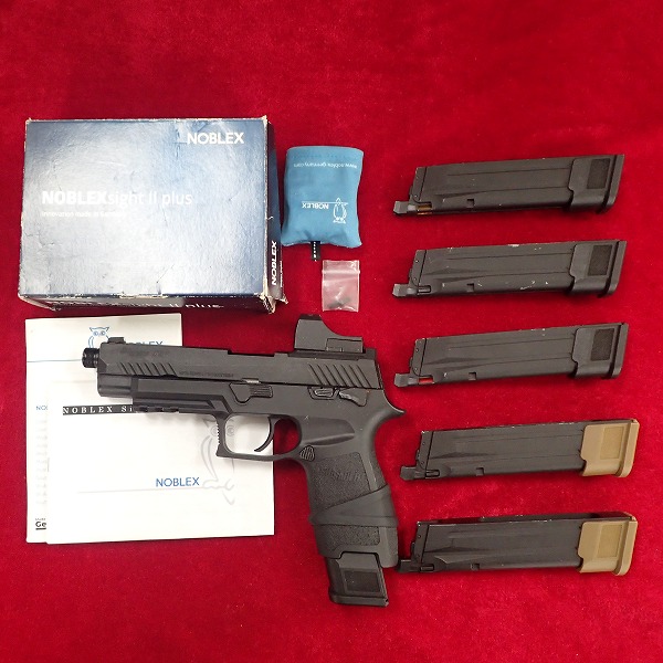 SIG SAUER M17 CO2 ガスブローバック 樹脂製スライド 実物 NOBLEX ダットサイト付