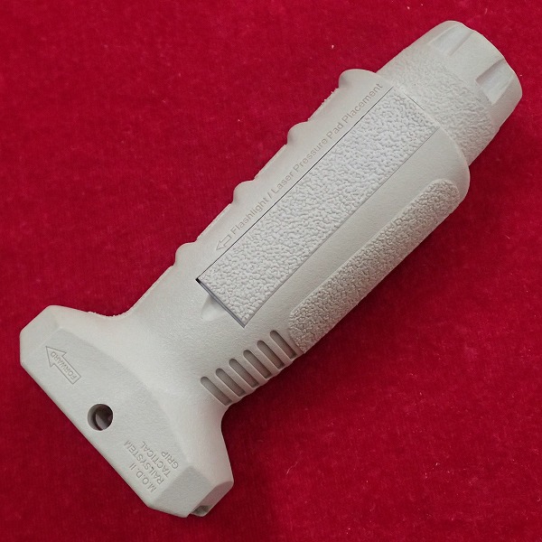 フォアグリップ タクティカルグリップ TAN