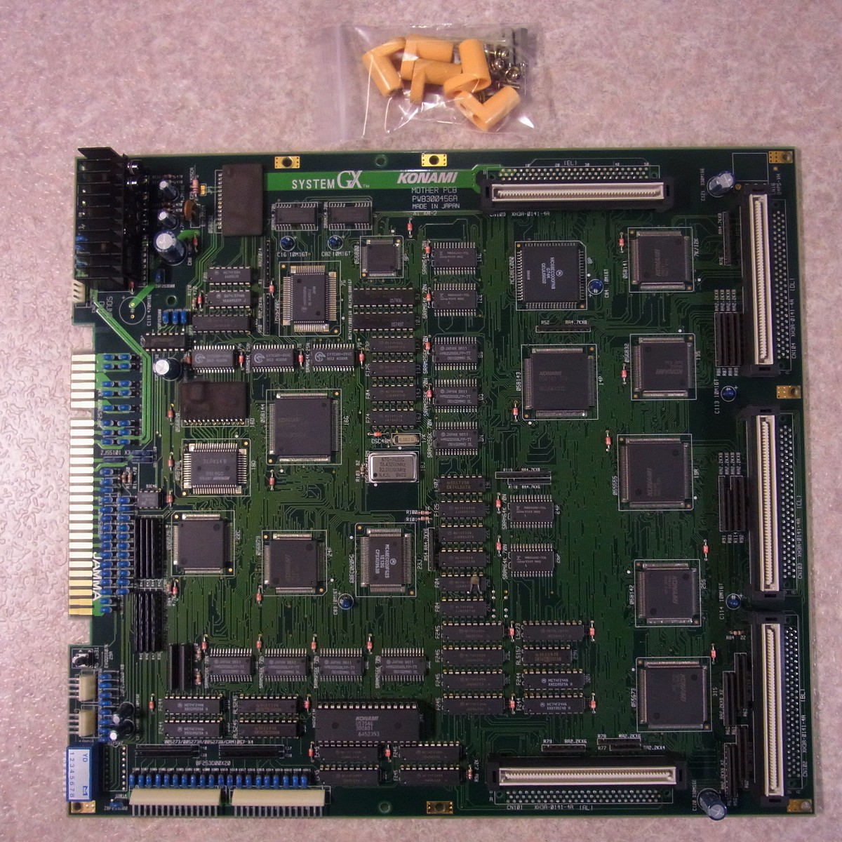 【中古アーケード基板】コナミ/KONAMI システムGX マザーボード SYSTEM GX