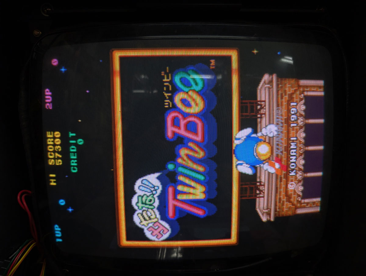 【店頭併売品】（アーケード基板）コナミ「出たな!!ツインビー」【AR-3698】