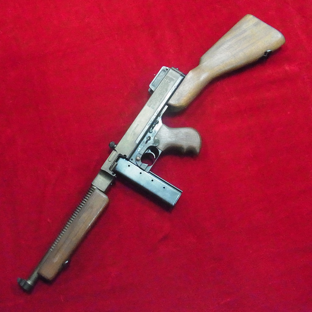 ■ MGC 金属製モデルガン トンプソン M1921