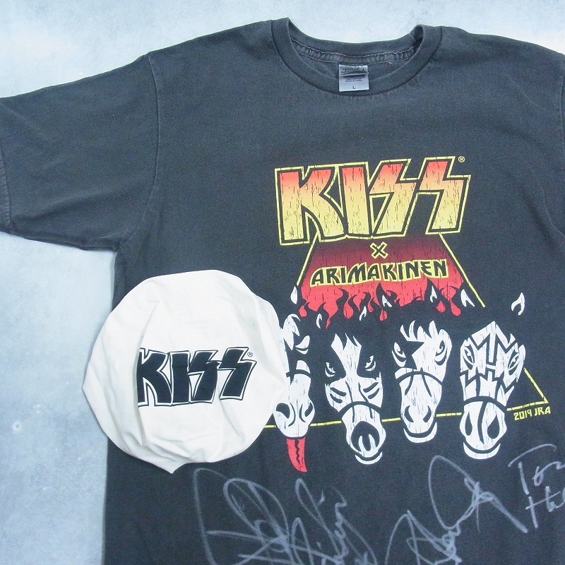 ■【中古グッズ】JRA 阪神競馬場 有馬記念×KISSコラボTシャツ サイン付 / 風船付 セット