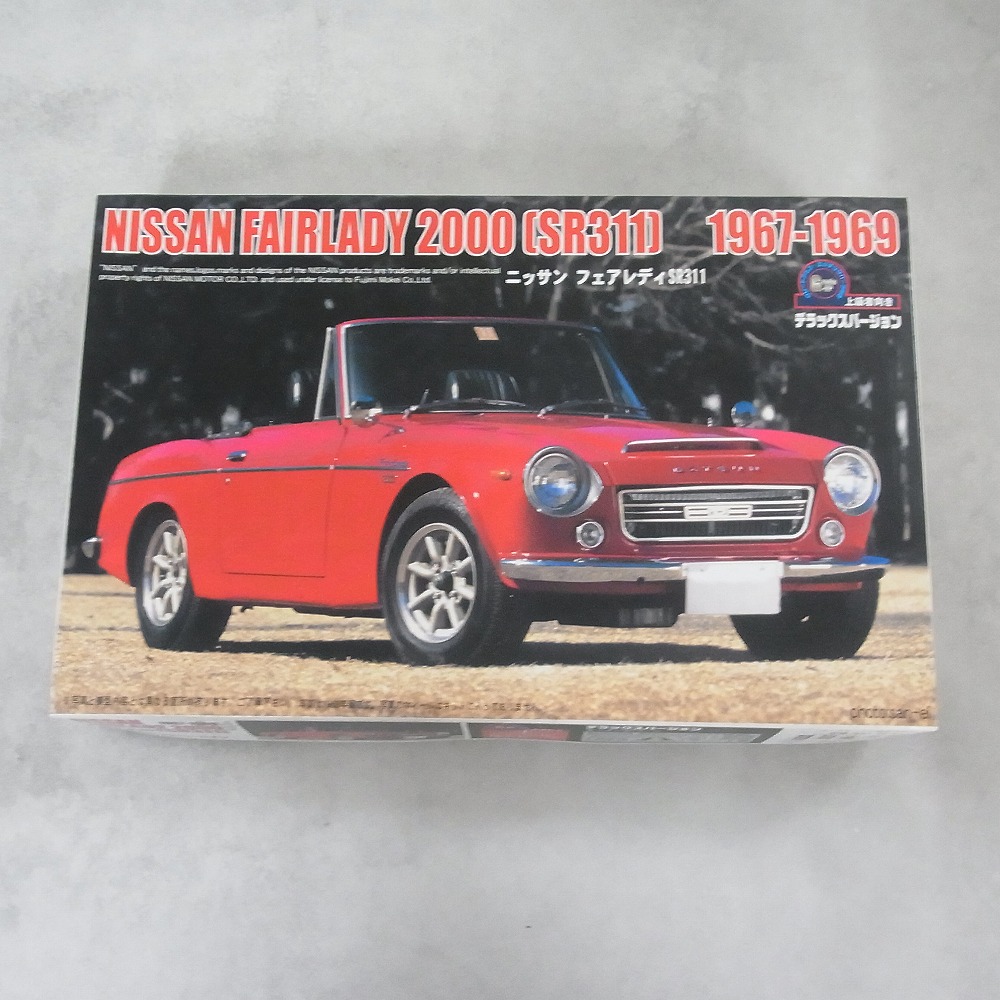 フジミ 1/24 ニッサン フェアレディ2000 SR311 デラックスバージョン
