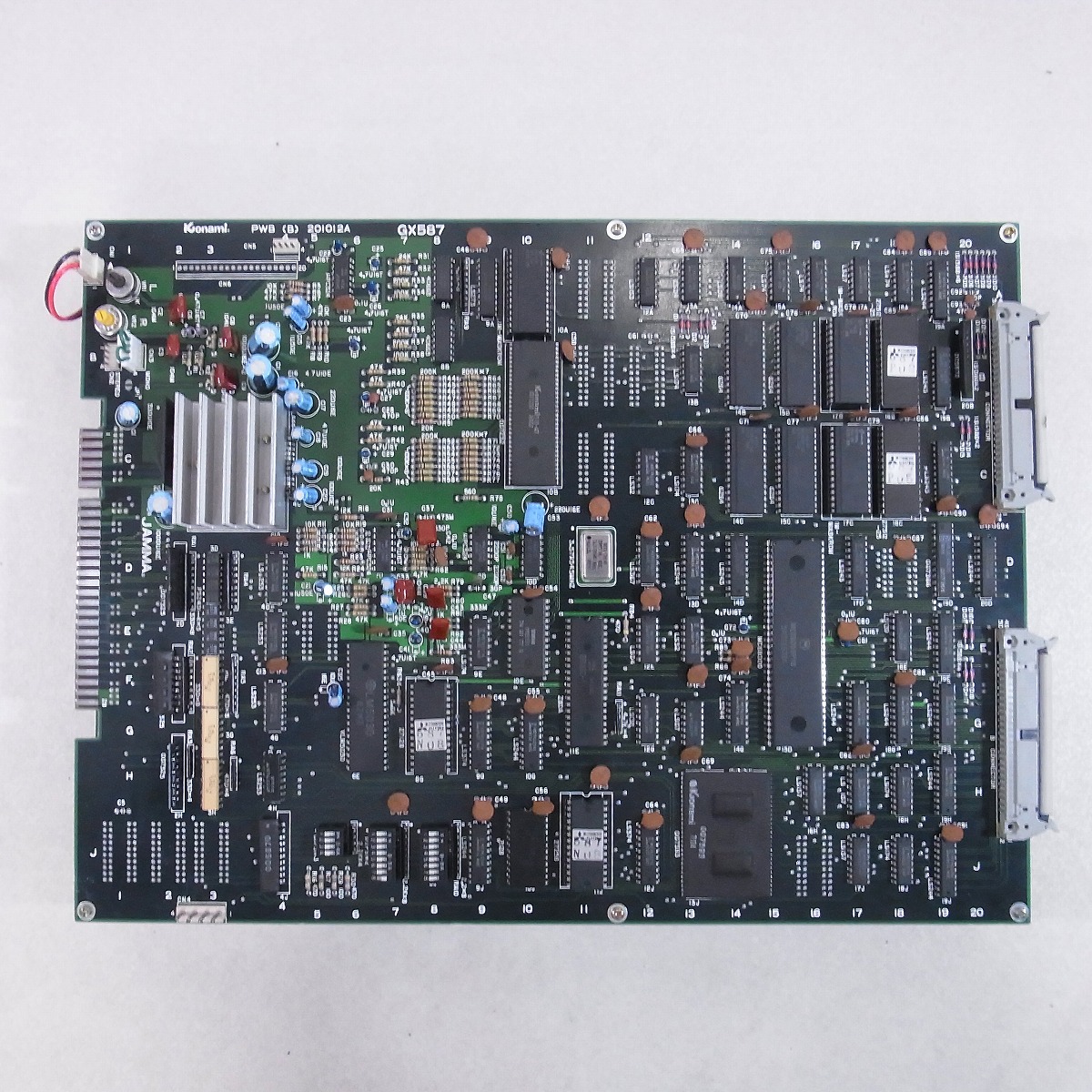 BEEP ゲームグッズ通販 / 【中古アーケード基板】コナミ/KONAMI ライフ