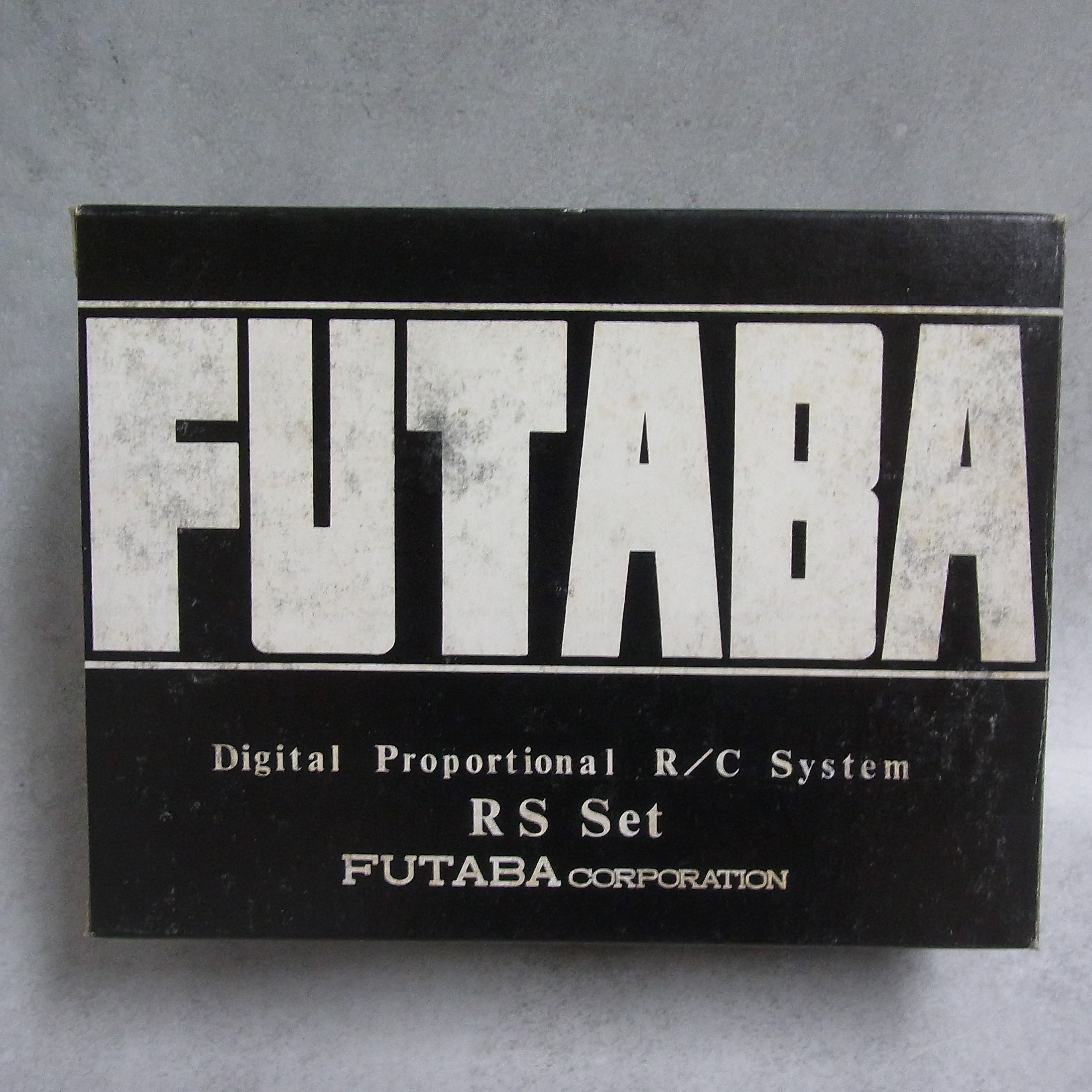 フタバ RSセット RS-2L 27.255MHｚ FP-R2GS ×1/FP-S28 ×2/R2-BSS ×1