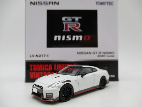 トミカ リミテッド ヴィンテージ ネオ 日産 GT-R NISMO 2020 model LV-N217a