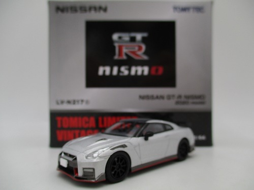 トミカ リミテッド ヴィンテージ ネオ 日産 GT-R NISMO 2020 model LV-N217c