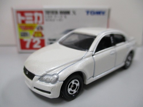 トミカ 72 トヨタ マークX