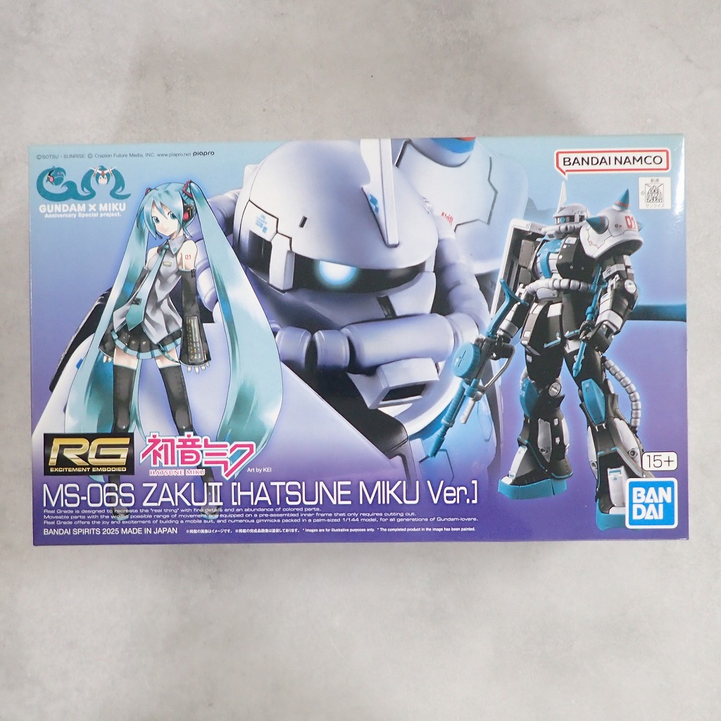 RG 1/144 ザクII [初音ミクVer.]