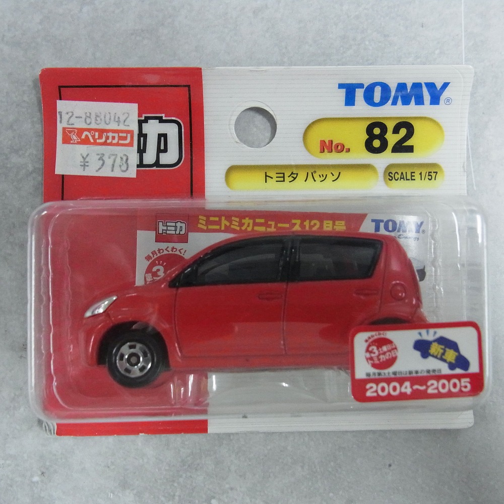 トミカ 82 トヨタ パッソ 【未開封】