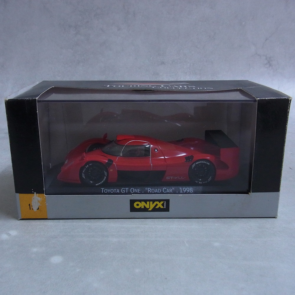 ONYX 1/43 トヨタ GT-ONE ロードカー 1998 レッド  XLM99015