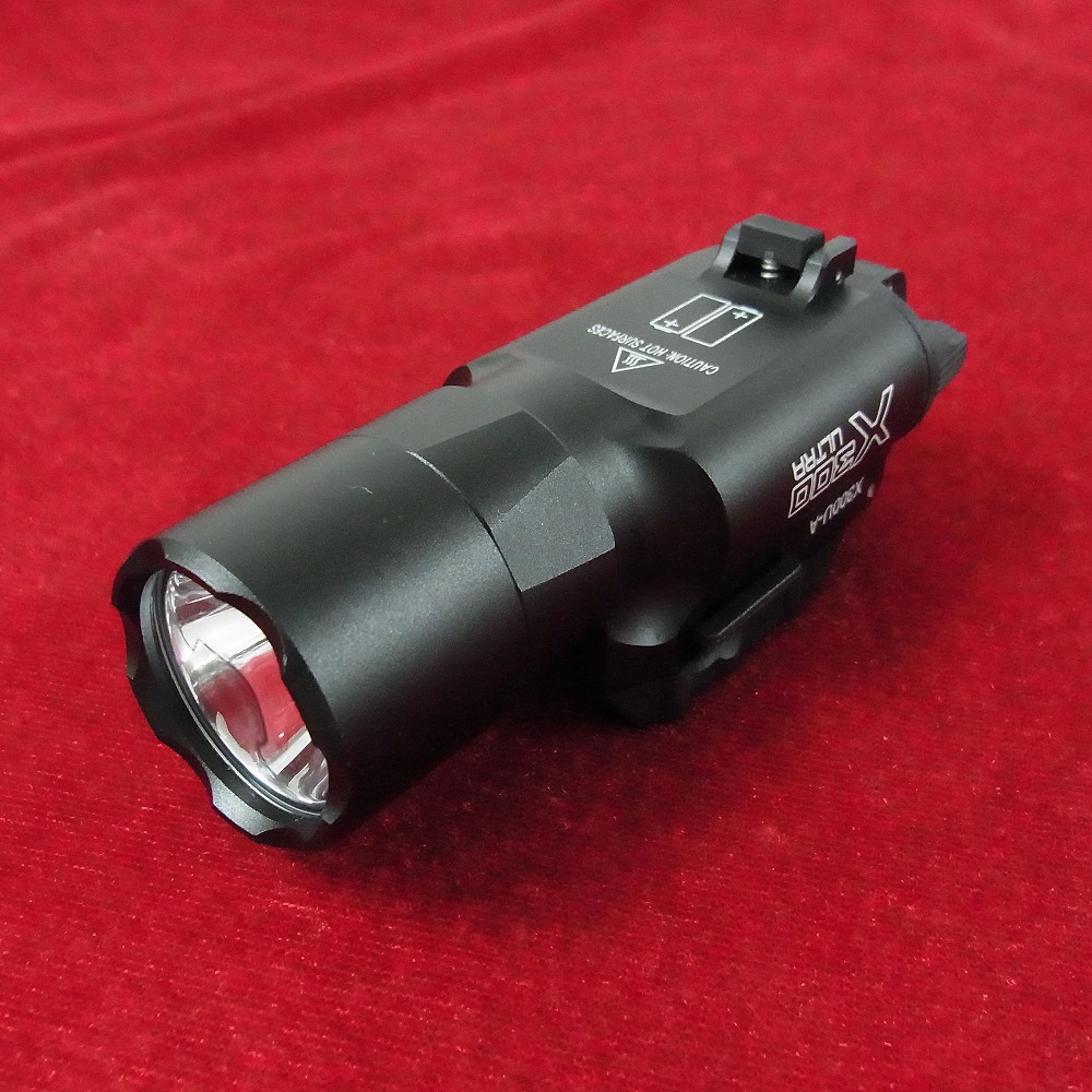 SUREFIRE シュアファイアタイプ X300 ULTRA X300U-A フラッシュライト