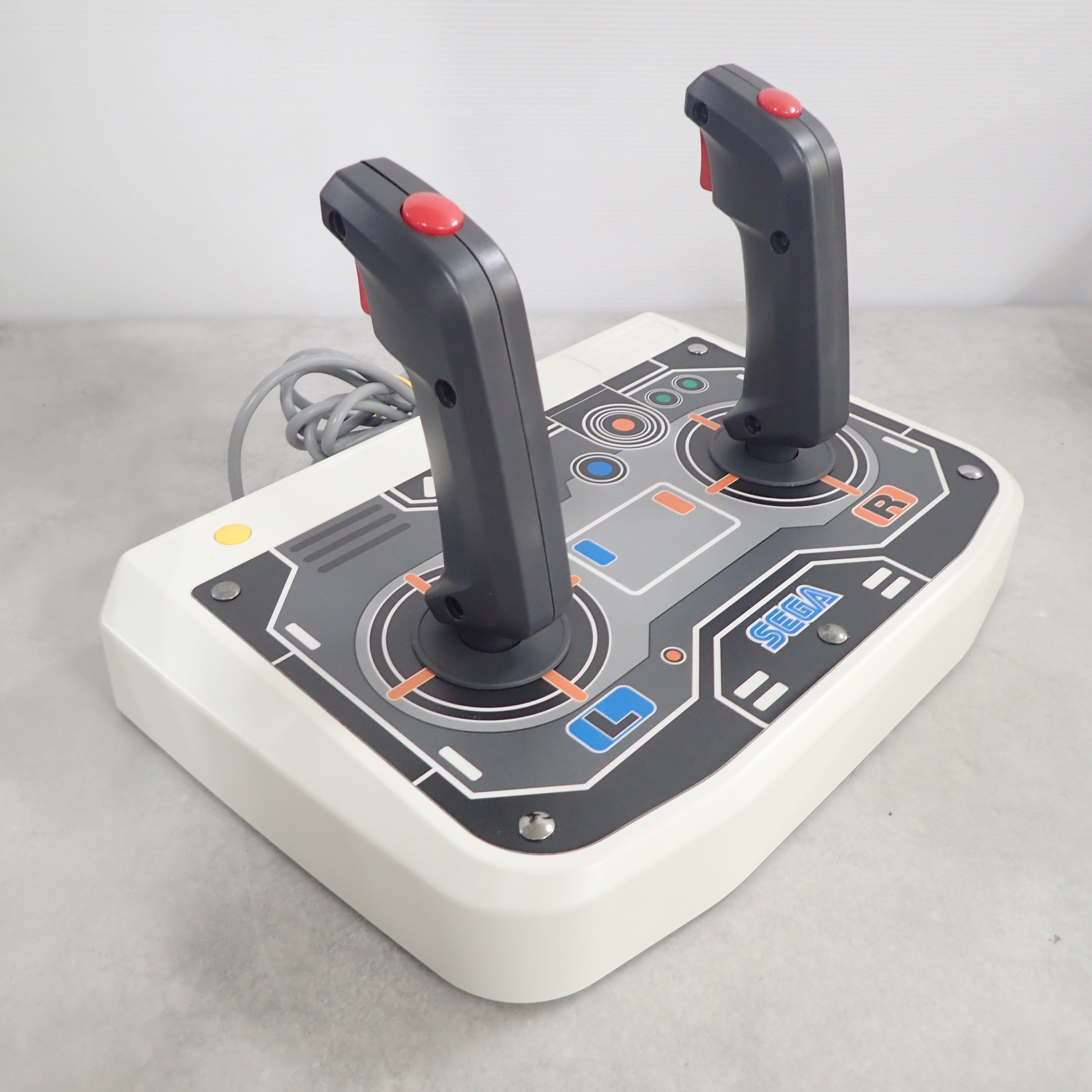 BEEP ゲームグッズ通販 / 【中古ハード】動作品 セガサターン ツイン