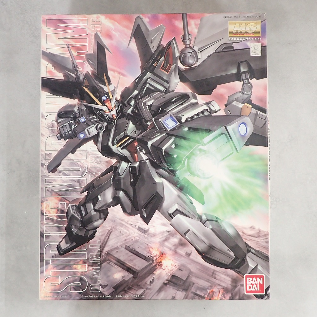 MG 1/100 ストライクノワールガンダム