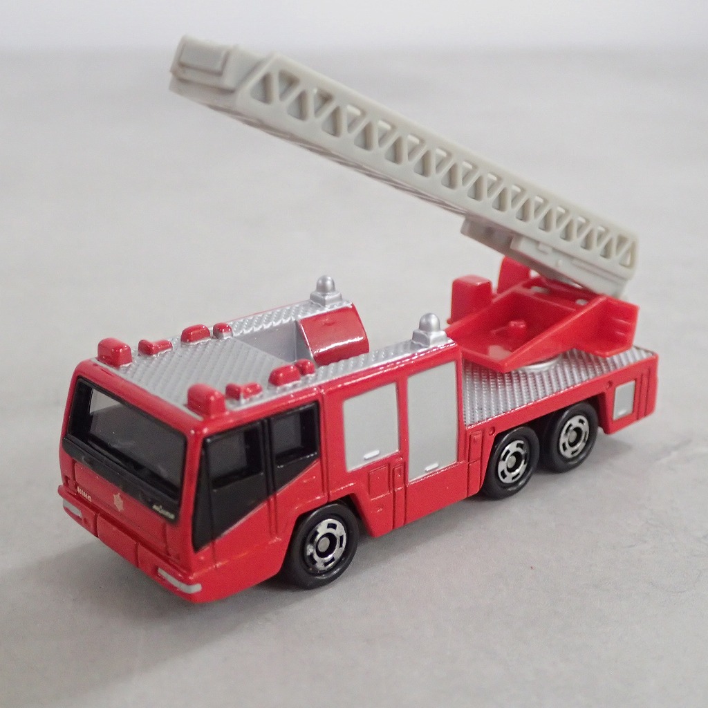 BEEP ゲームグッズ通販 / トミカ 108 日野はしご付消防車（モリタ