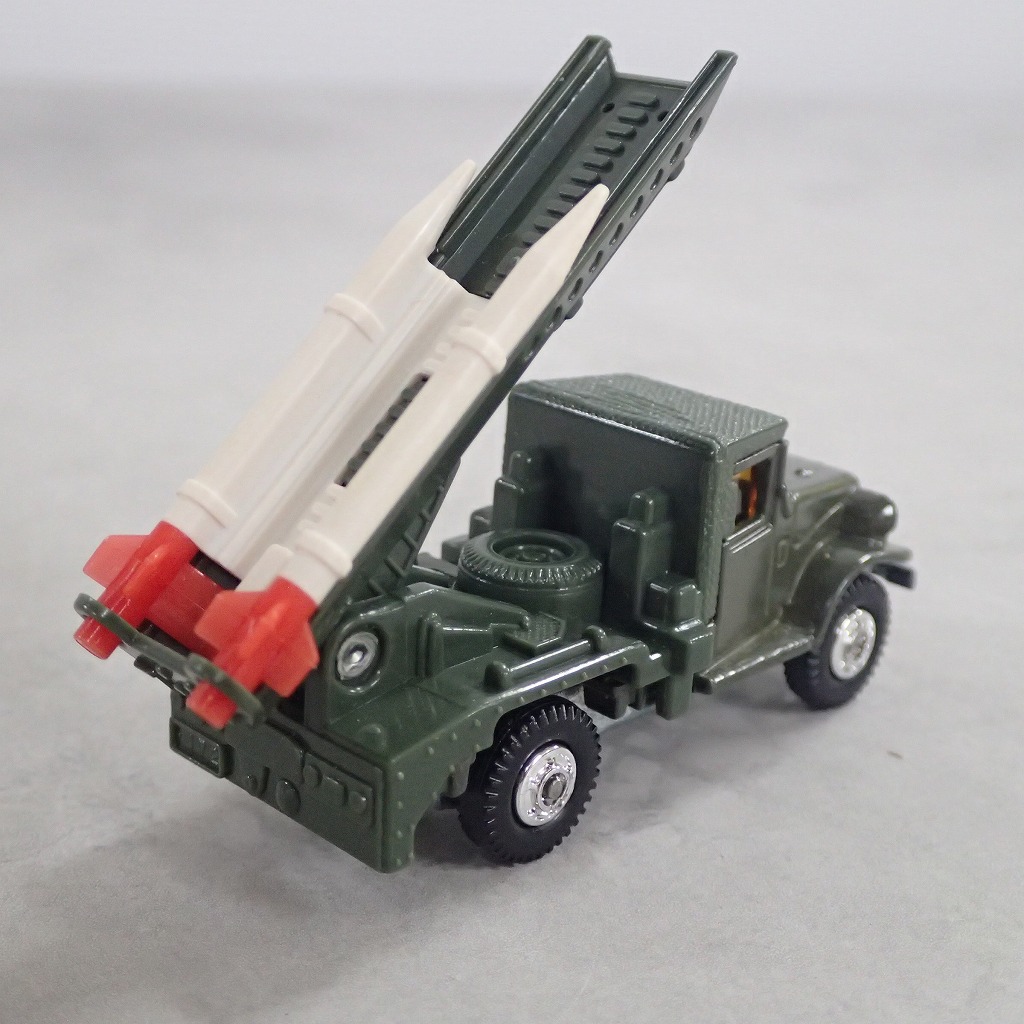 BEEP ゲームグッズ通販 / トミカ 77 トヨタ 自衛隊ロケット車 HQ15V型