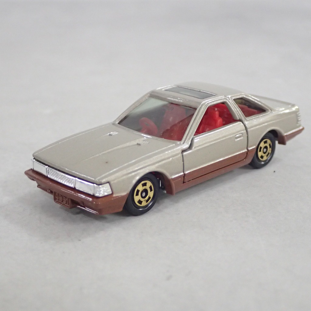 BEEP ゲームグッズ通販 / トミカ 5 トヨタ ソアラ 2800GT エクストラ