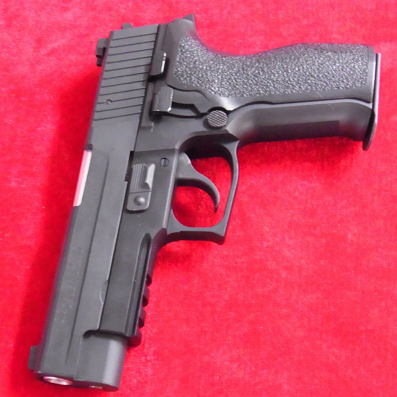 東京マルイ ガスブロ SIGSAUER P226 E2