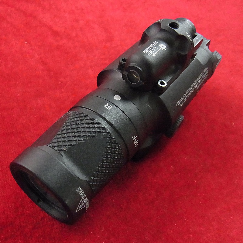 SUREFIRE シュアファイア X400Vタイプ ウェポンライト レーザーサイト BK
