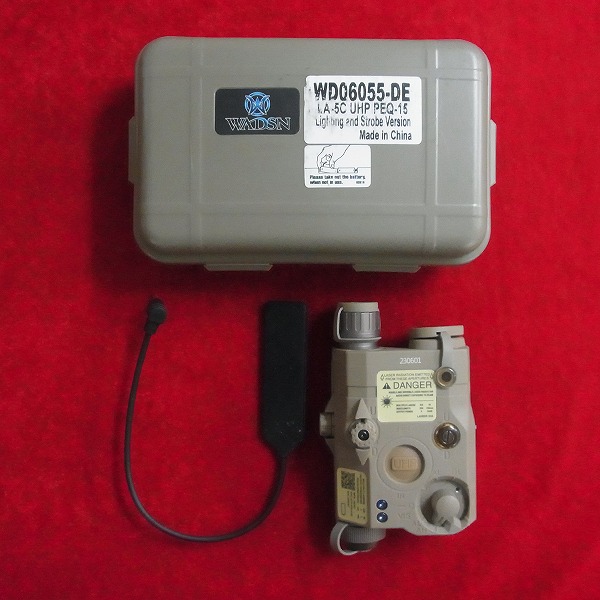 WADSN LA-5C UHP PEQ15 ストロボフラッシュライト DE