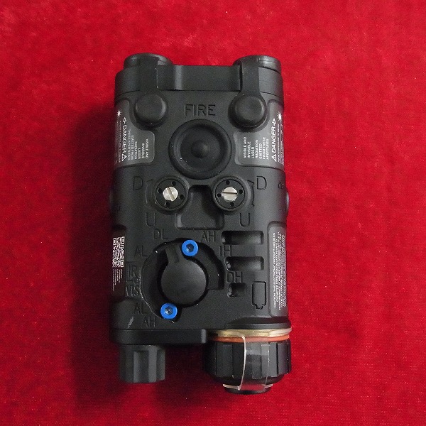 NGALタイプ フラッシュライト レーザーサイト BK