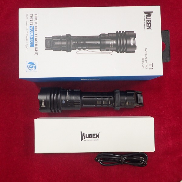 WUBEN タクティカルライト