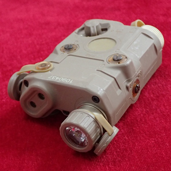 PEQ15タイプ 樹脂製 ライト レーザー