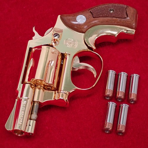 コクサイ 金属製モデルガン S&W M36 24GOLD MODEL チーフスペシャル 2インチ 木製グリップ [くれいも屋：I0A053]