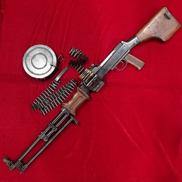 ■ 無可動実銃 RPD 軽機関銃 旧加工品 ポーランド