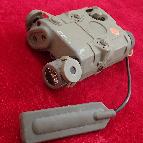 PEQ15タイプ 樹脂製 ライト レーザー