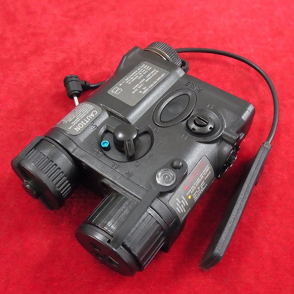 PEQ16タイプ フラッシュライト レーザーサイト ブルーライト