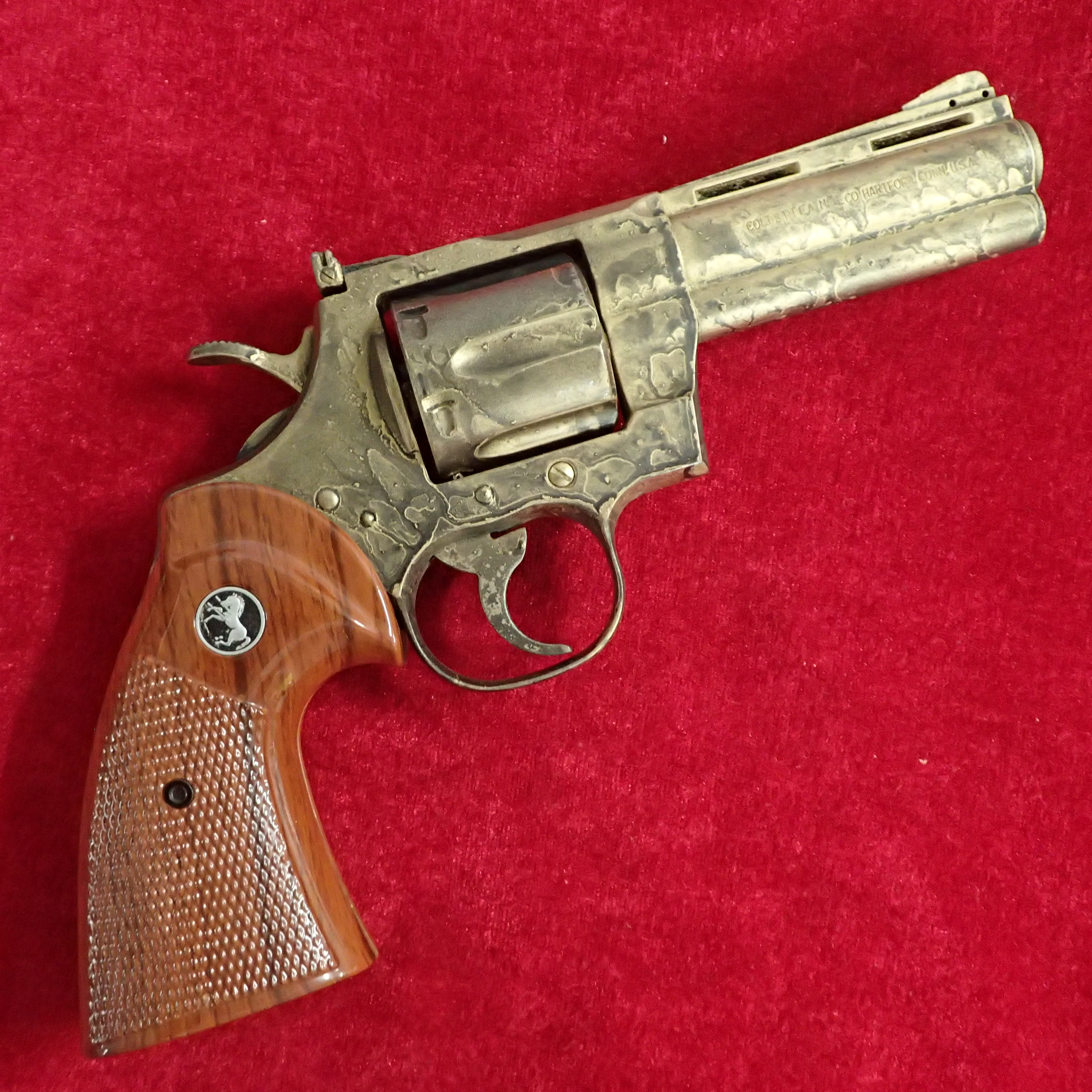 再塗装品 コクサイ コルトパイソン 4インチ 金属製モデルガン 現状品